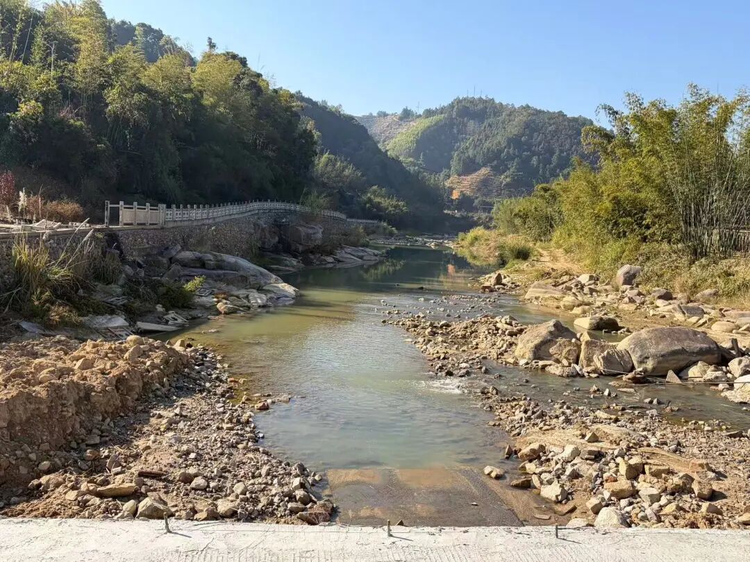 华安：护岸、清淤、建坝……全流程拉满！