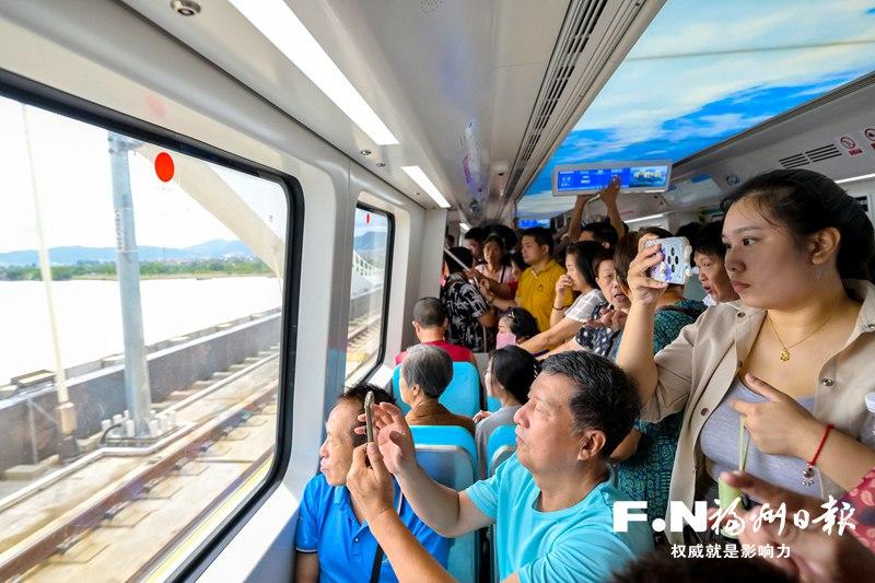 “福州元素”多 普惠红利足 省政府工作报告传出许多新期盼