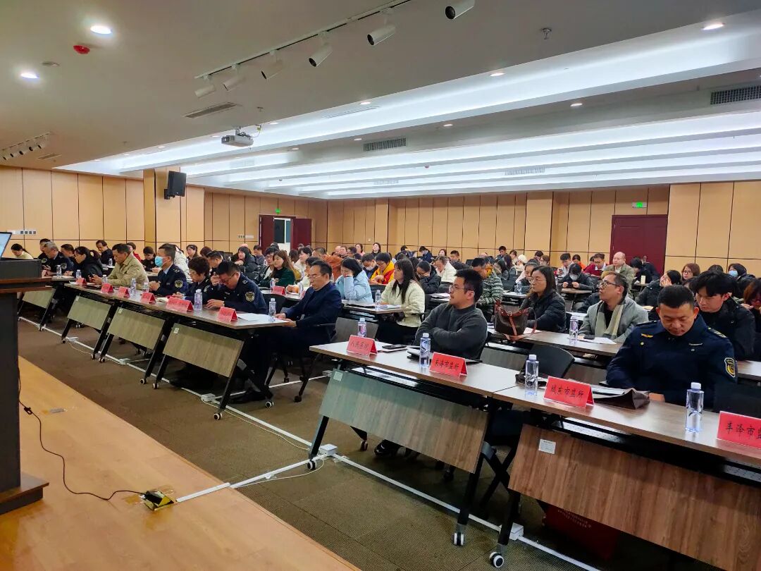 丰泽区精准普法强监管 护航化妆品行业规范发展