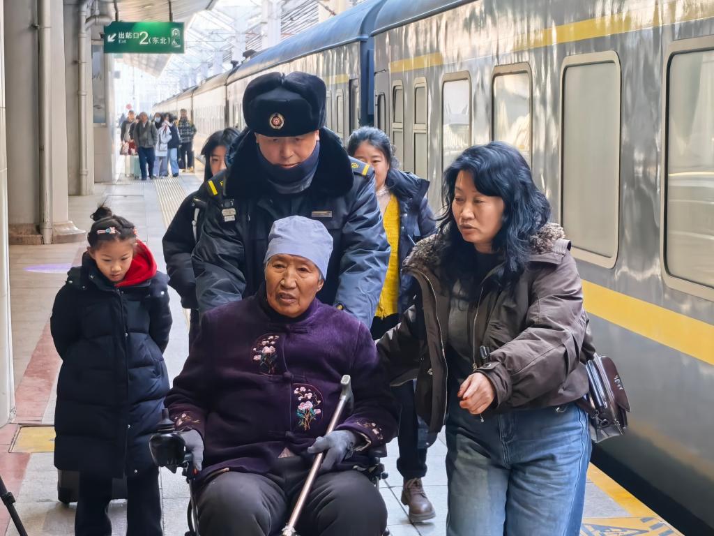 新春走基层丨在春运,看见行进的中国