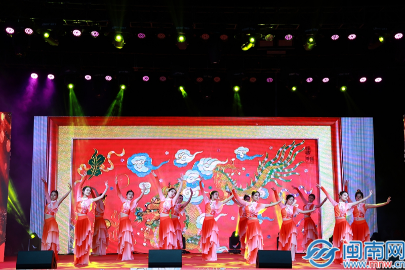 新春惠民暖华安 文艺盛会助振兴