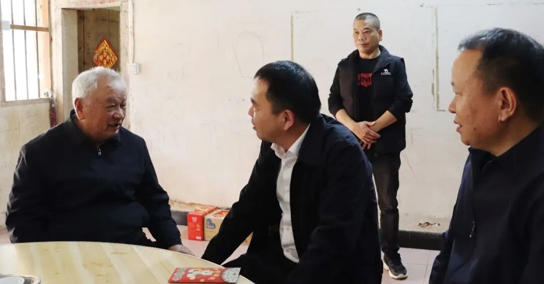 新春走基层 │ 市政协主席肖汉辉带队来洛开展走访慰问活动