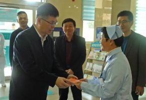 泉港区政府主要领导开展春节前走访慰问活动