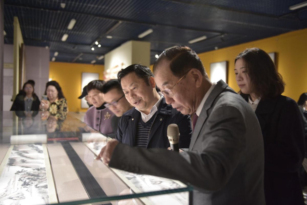 32130423_073c7847-9638-4b9e-9451-91cae6c7db4f_txt5059304