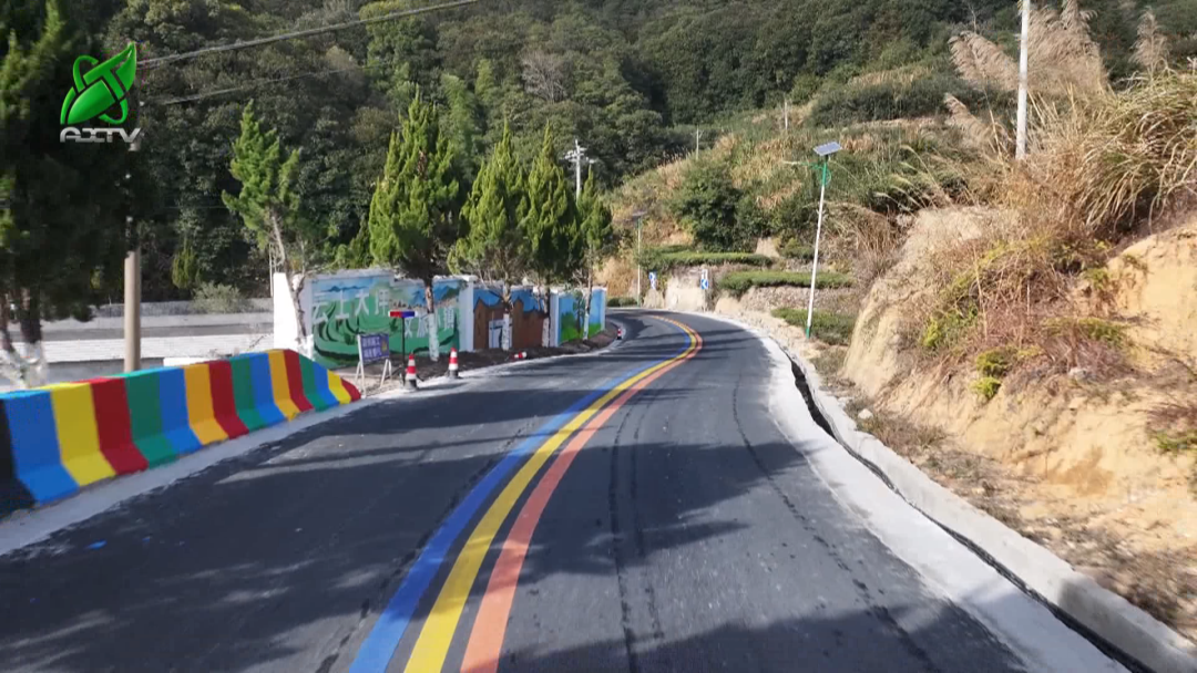 彩色标线+艺术墙绘，安溪大坪乡颜值再刷新！