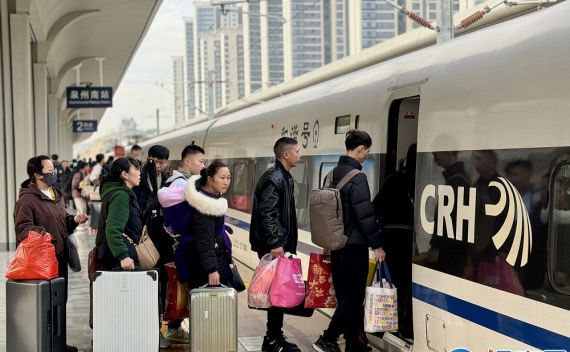 從泉州出發(fā) 這趟免費(fèi)列車(chē)護(hù)送395名貴州籍人員歸鄉(xiāng)