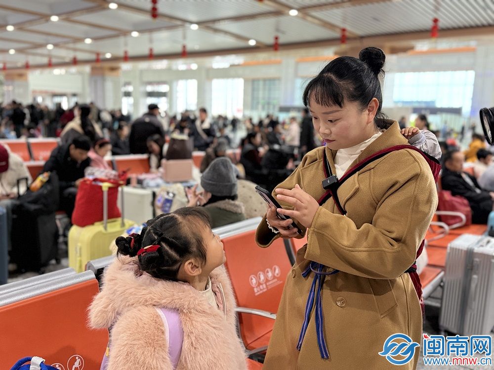 温暖回家路 | “妈妈买的背扇陪我的孩子长大，陪我们一次次回家”