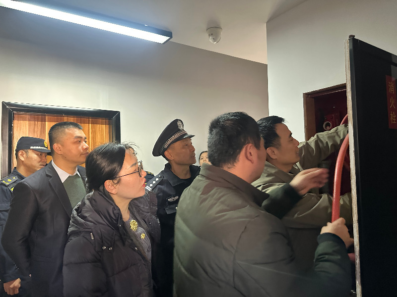 e33dfd1e7ce10077b5dcab551bc9c17f