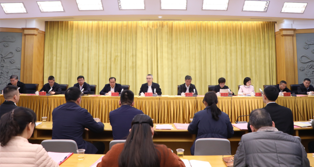 鲤城区2025年度党工委书记抓基层党建工作述职评议会议召开