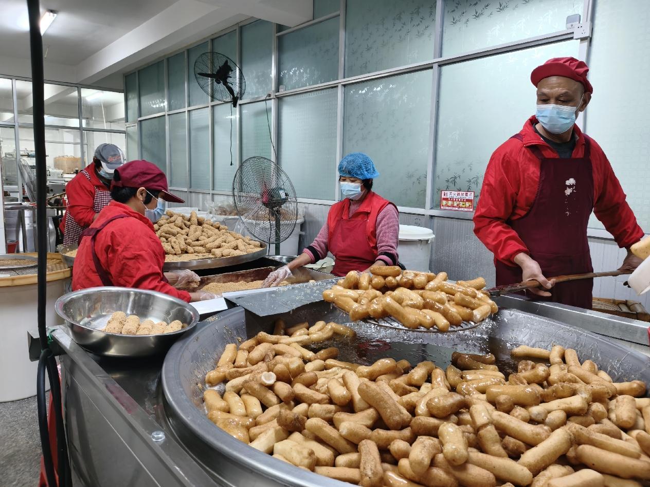 永春：麻粩飘香满街巷 香甜年味扑面来