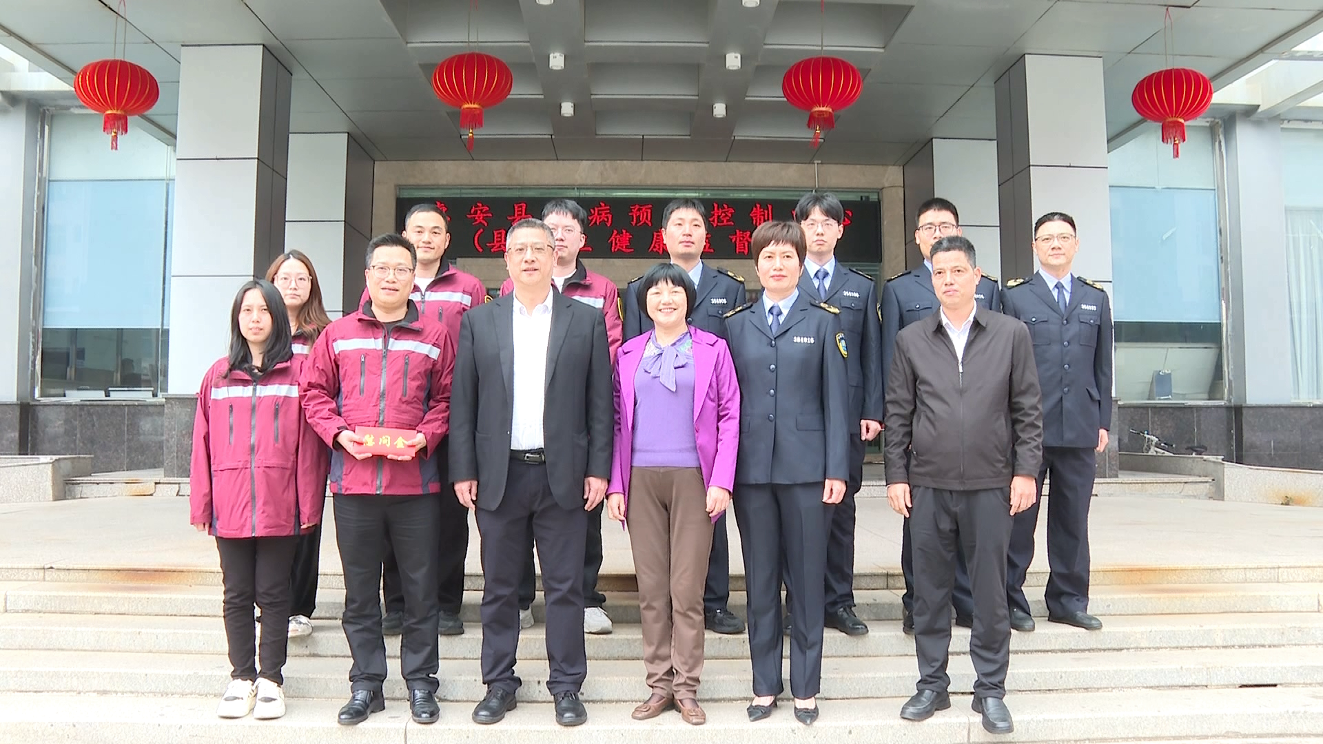 【骏骧高步 惠祉安福】新春走基层：惠安县人大常委会主要领导带队走访慰问卫健系统一线工作人员