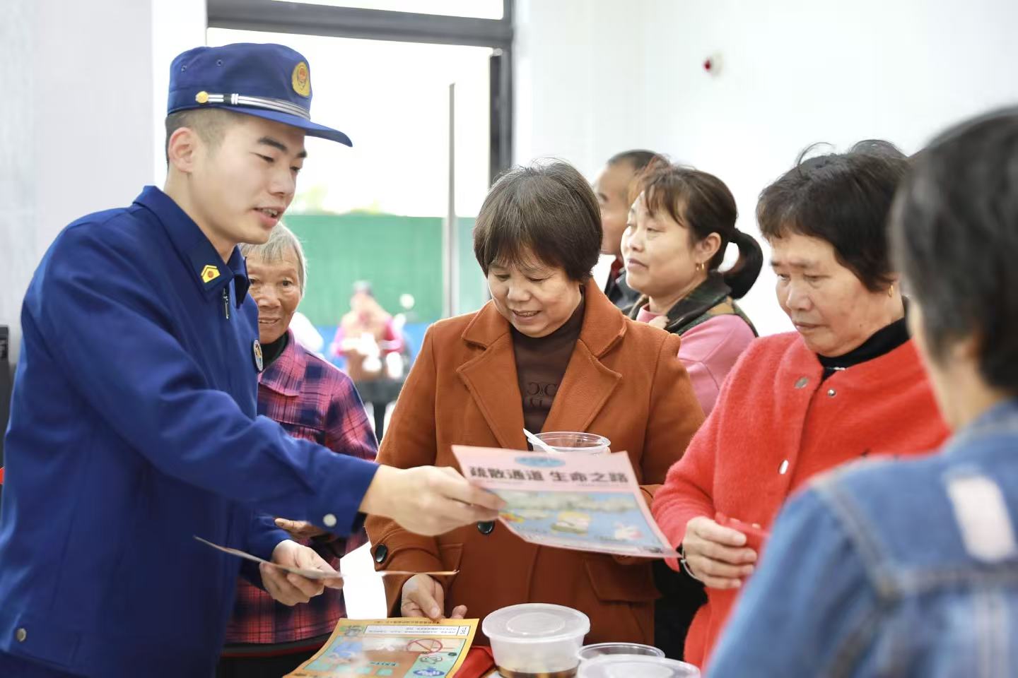 台商区开展消防安全宣传文明实践活动