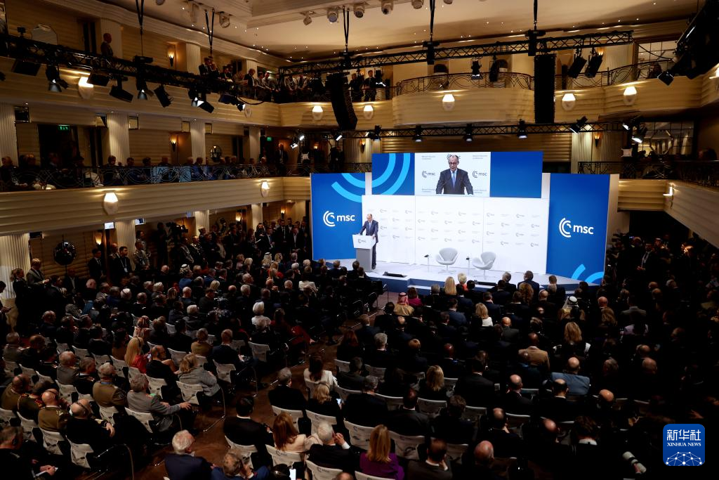 跨大西洋关系紧张问题在慕安会开幕式上受关注