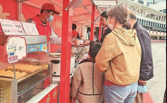 新春走基层 | 服务区的“年味盛宴”