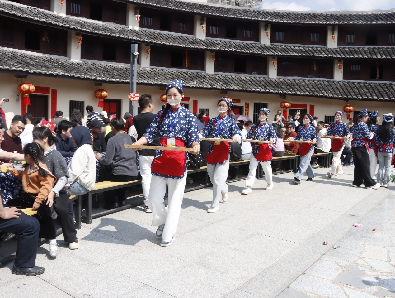 大溪美味集结土楼！这场“灵山客宴”飘出最浓客家烟火气