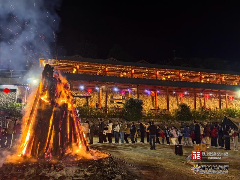 永泰赤壁景区“闽式年味”迎游客