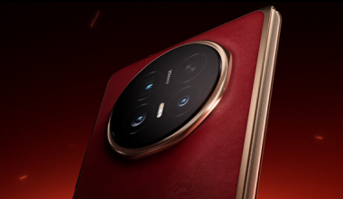 荣耀Magic V6全新赤兔红色亮相 喜庆大气