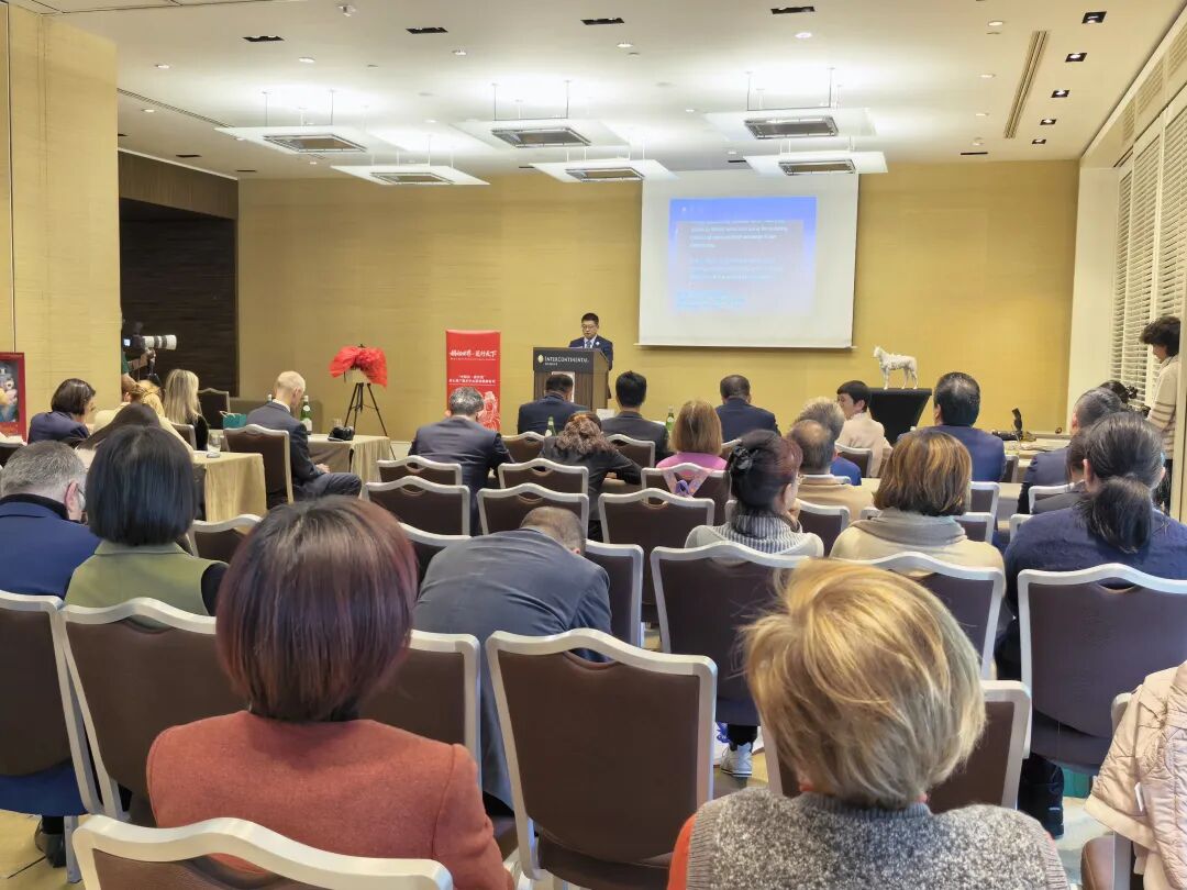 “中國白·德化瓷”閃耀日內瓦 國際巡展開啟中瑞文化新對話