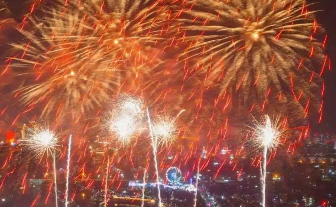 2026惠安新春烟花秀惊艳亮相