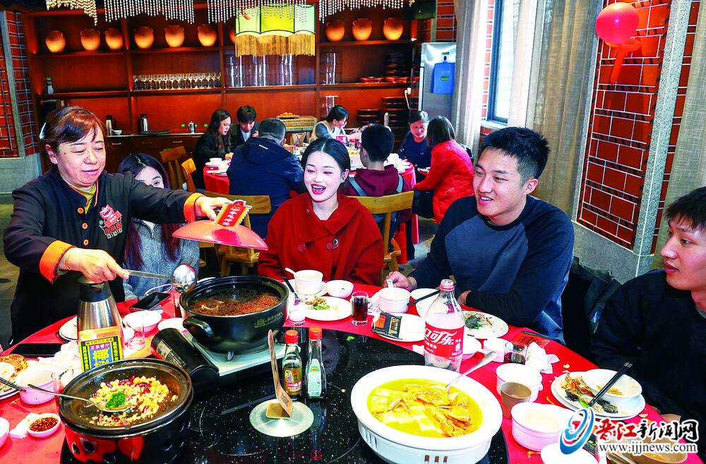 一席古筵 千年晋江——“晋邑古筵”让闽南佳肴载满故事