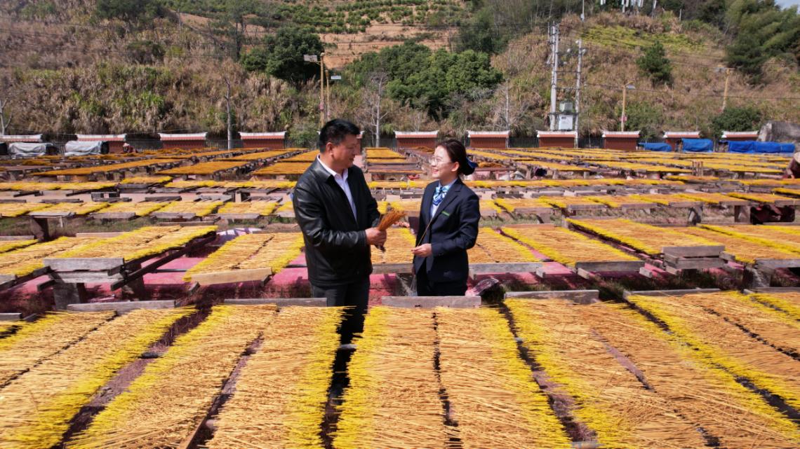 年味，是巷子深处的香