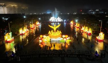 泉州台商投资区：持续8天！全市唯一大型水上座灯演绎“千帆竞发”