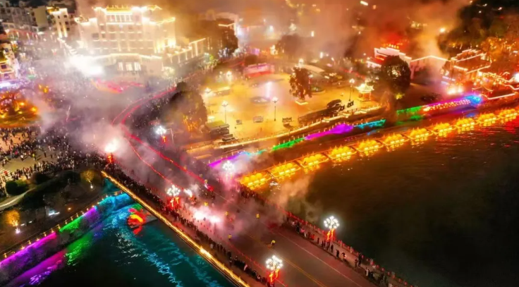 三明：福马闹元宵 灯舞耀泰宁