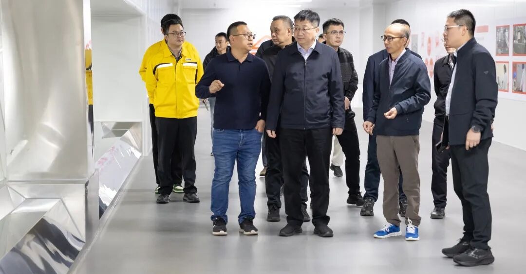 刘永强调研部分重点工业企业