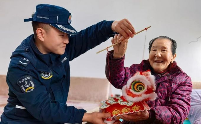 福建多地开展实践活动传承弘扬雷锋精神