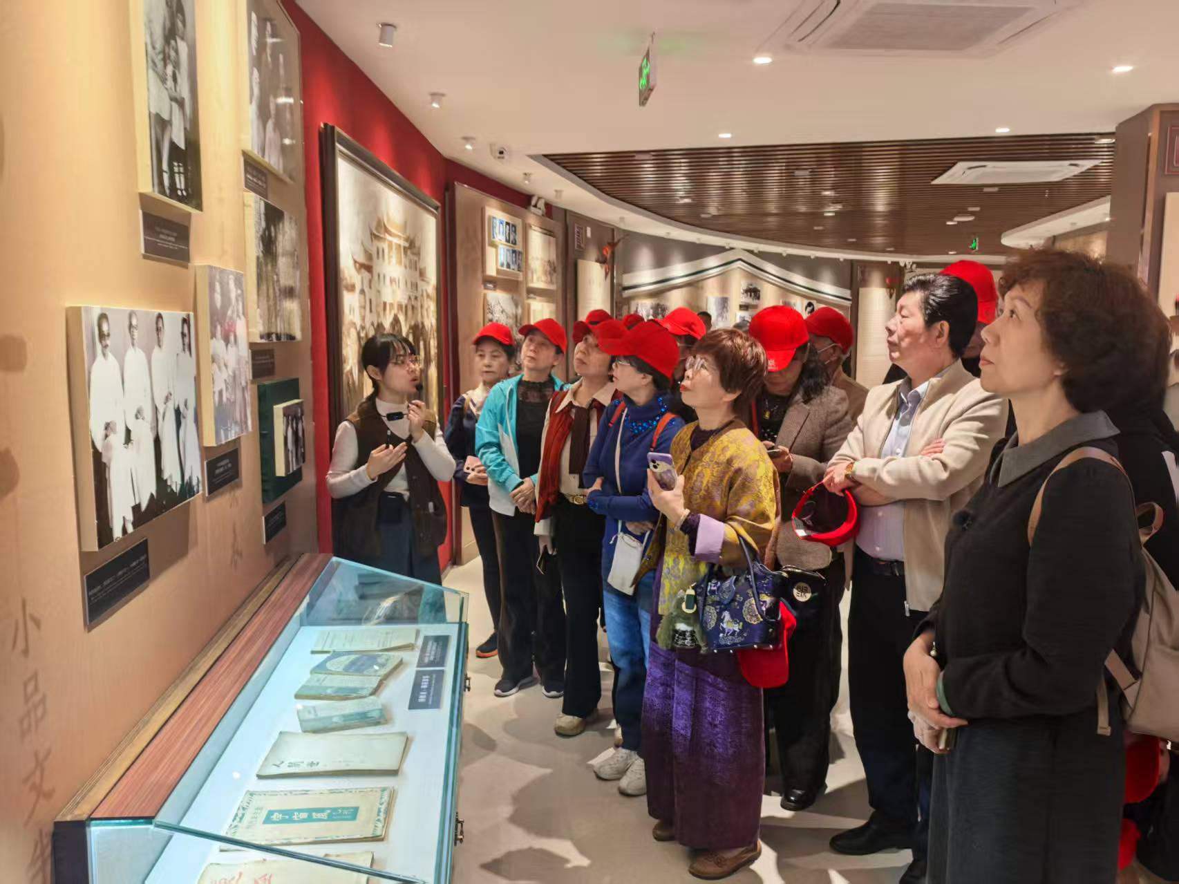 学思想·看变化·助力乡村振兴——芗城区组织离退休干部开展调研