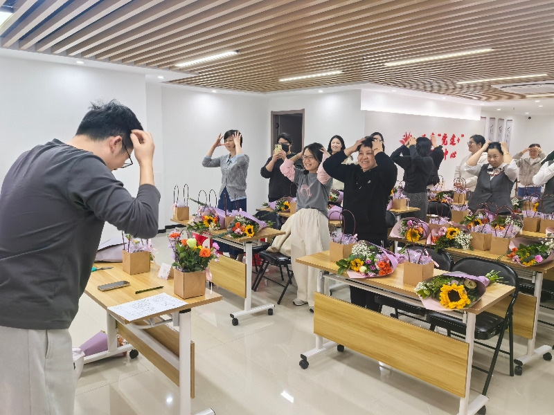 医生教大家做健身操