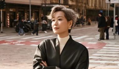 叶童庆祝63岁生日 发行首张个人音乐作品