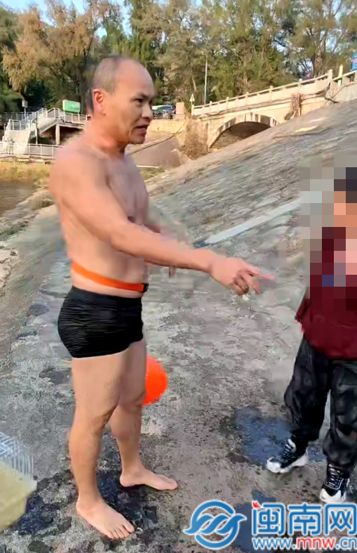 危急时刻挺身而出！泉州一男孩失足落水 螺城中学老师紧急施救