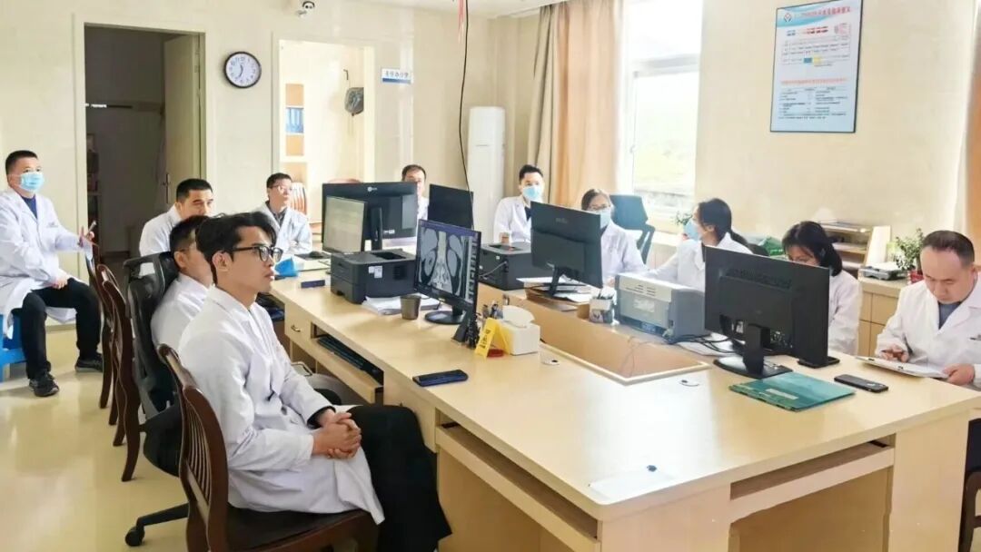 漳州第三医院帮扶专家助力华安患者重获健康