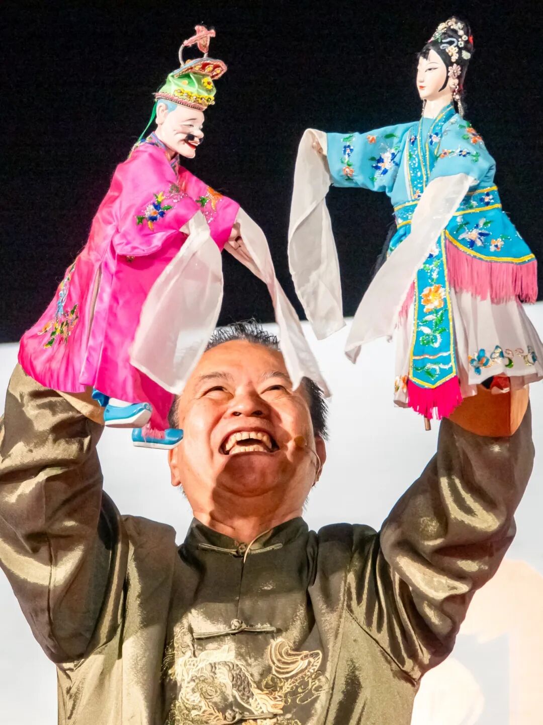 艺人表演布袋木偶戏(5480793)-20260317093418.jpg