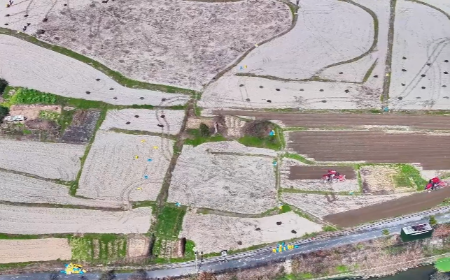 永春桂洋镇：政企农携手备春耕 200亩良田育新希望