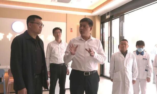 芗城区区长带队调研“好房子、好服务、好小区”建设工作