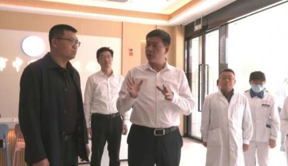 芗城区区长带队调研“好房子、好服务、好小区”建设工作