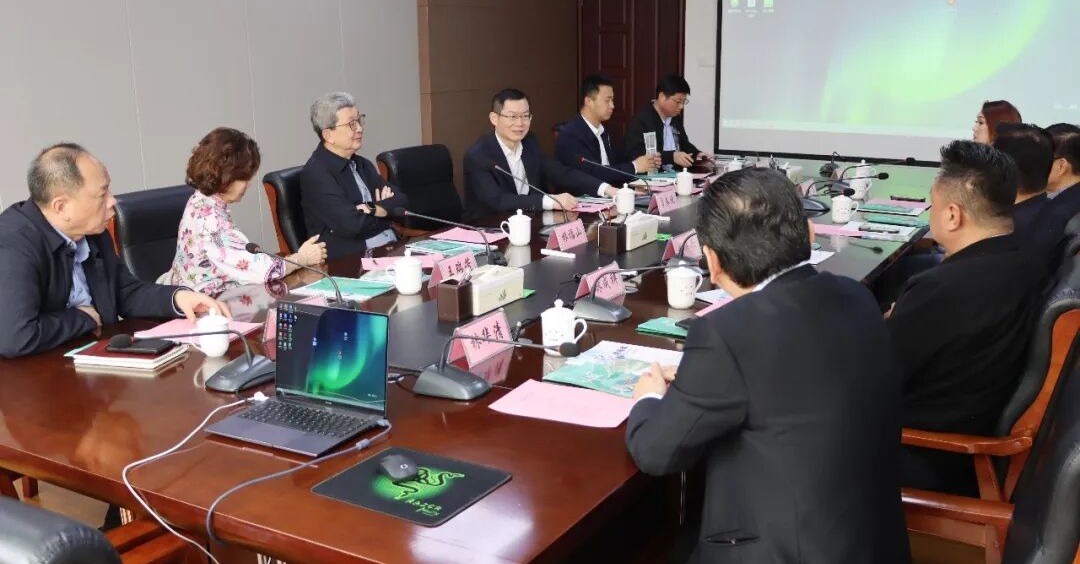 携手共创、合作共赢！洛江区委书记唐春晓、区政府区长郭宁会见马来西亚福建社团联合会总会长林福山一行