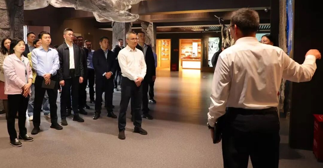 鲤城区委理论学习中心组开展调研式集体学习