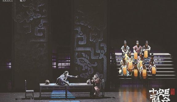 話劇《長安十二時辰》在廈上演