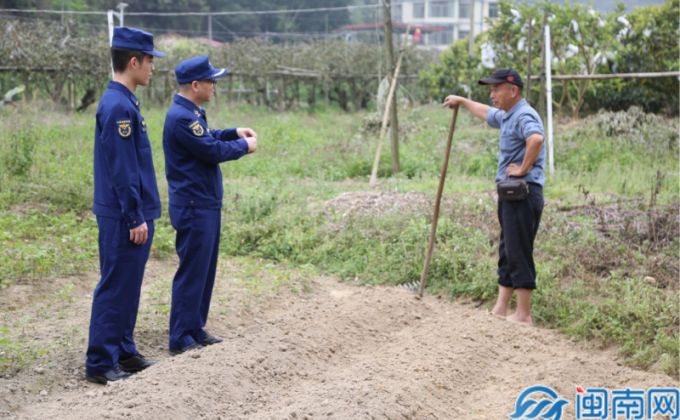 南靖消防多点发力 筑牢清明祭扫消防安全防线