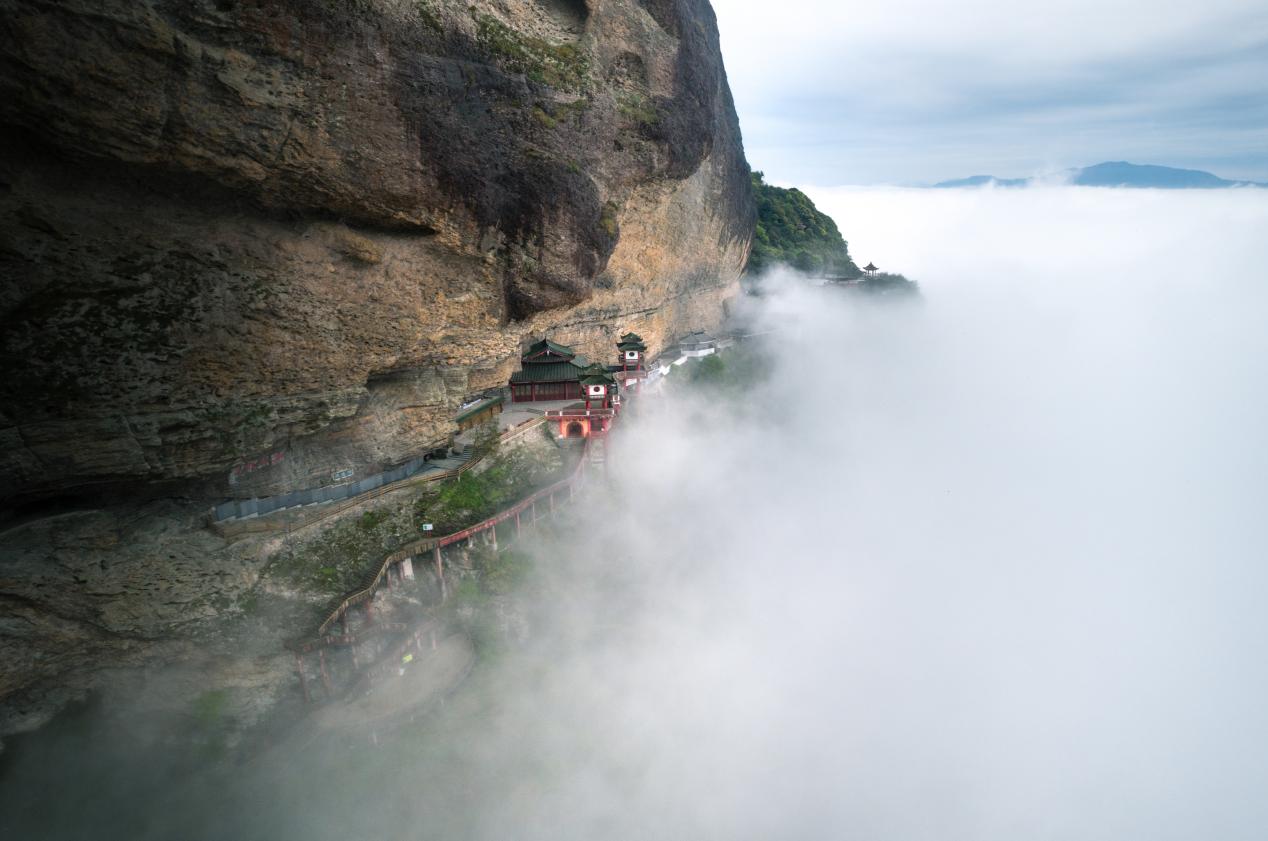 平和灵通山：一座千年名山与一个省级旅游小镇的“双向奔赴”