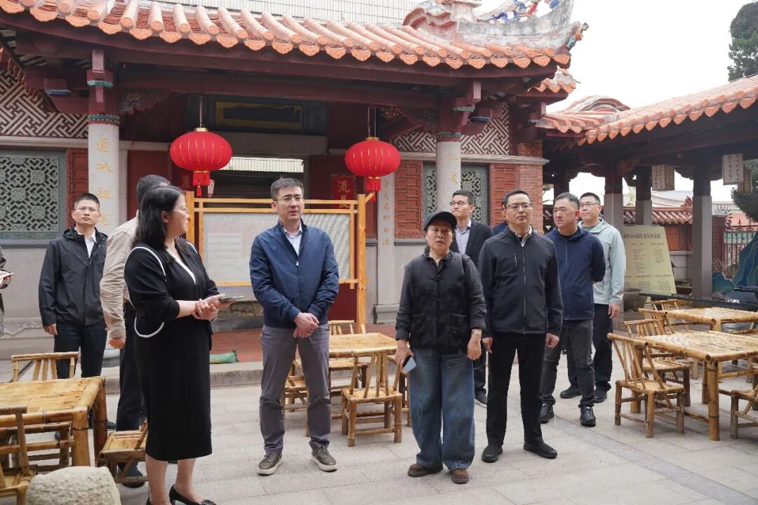 惠安县政府主要领导带队赴崇武镇开展崇武古城非遗小剧场选址踏勘调研