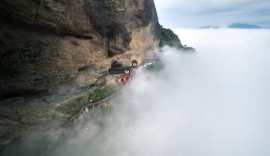平和灵通山：一座千年名山与一个省级旅游小镇的“双向奔赴”