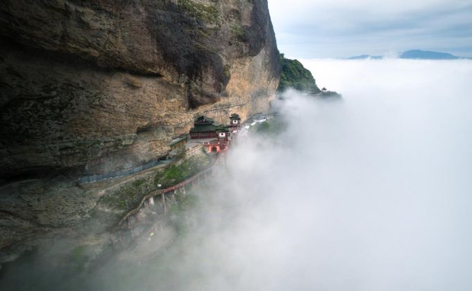 平和灵通山：一座千年名山与一个省级旅游小镇的“双向奔赴”