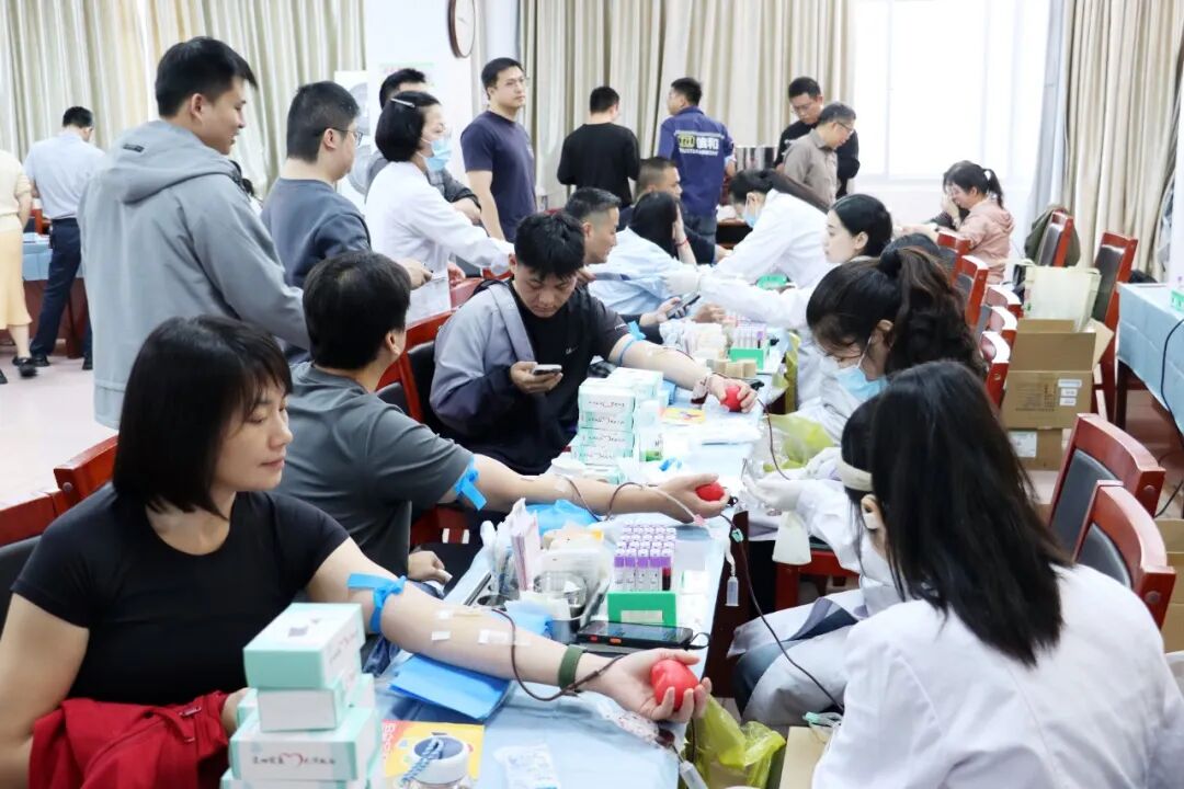 用热血为生命接力！洛江区组织开展无偿献血活动