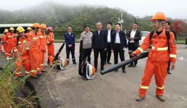 守牢底线护平安！漳浦县委书记督导防汛备汛和森林防灭火工作