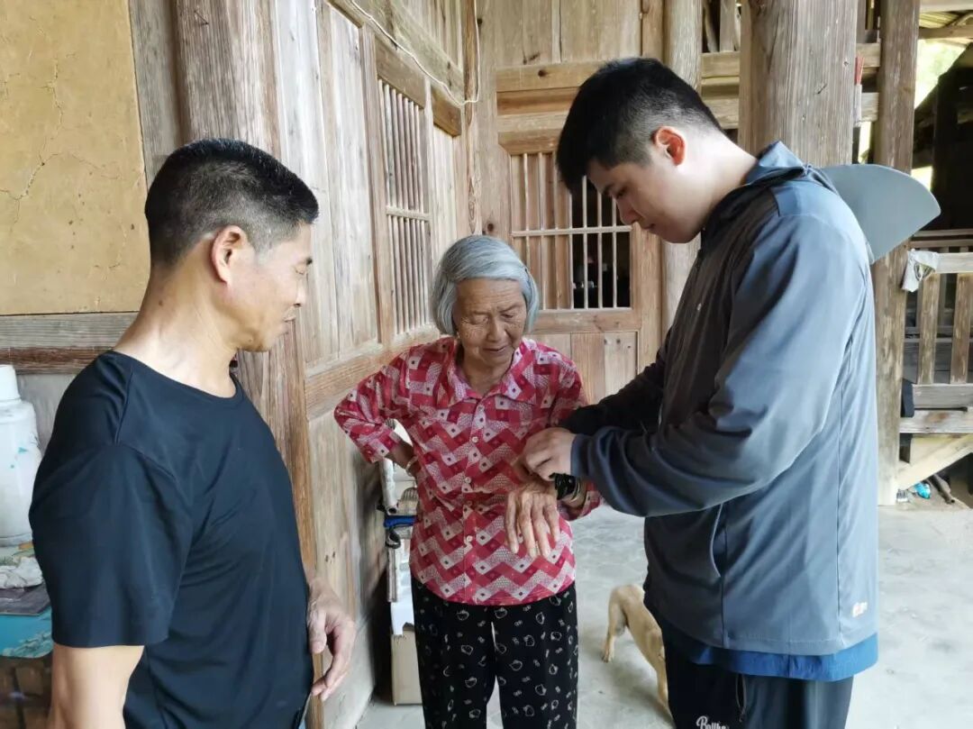 德化杨梅：多维发力守护“夕阳红”