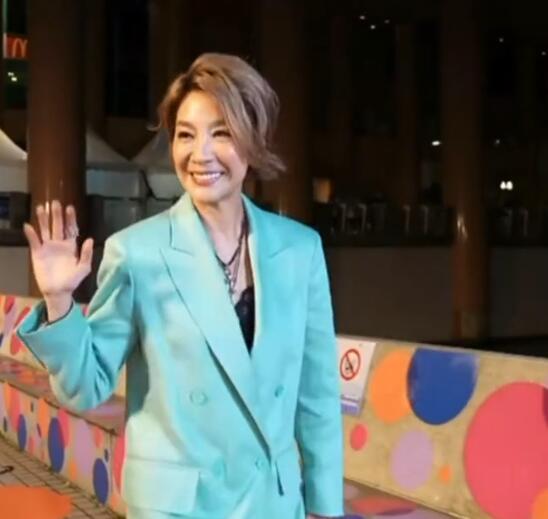 杨紫琼喊沈腾&ldquo;宝贝&rdquo; 称马丽&ldquo;妹妹&rdquo; 大赞两人演技